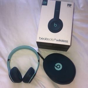 Beats Solo3 Wireless Pop Blue